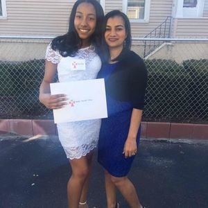 Meet your Posher, Dina